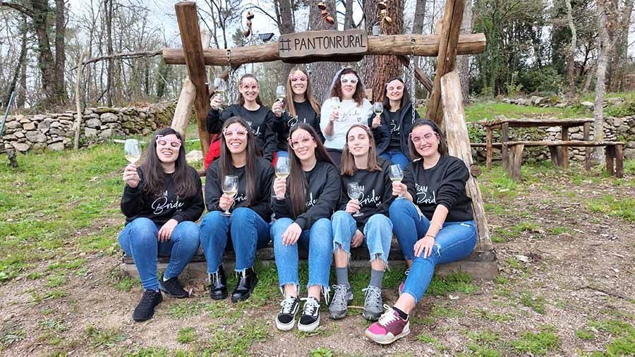 Despedida de soltero o soltera en la Ribeira Sacra entre viñedos