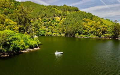 Ruta fluvial por el Miño, uno de los mejores planes en Ribeira Sacra